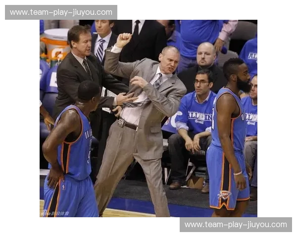 雷霆对决小牛:俄城风暴与达拉斯之星的恩怨情仇